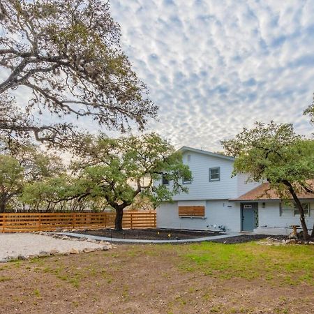 Luxurious Home With Hot Tub & Tree Deck By 6Flags San Antonio Exterior foto