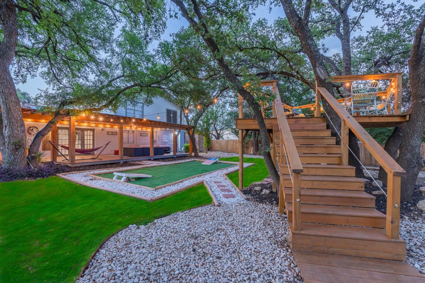 Luxurious Home With Hot Tub & Tree Deck By 6Flags San Antonio Exterior foto